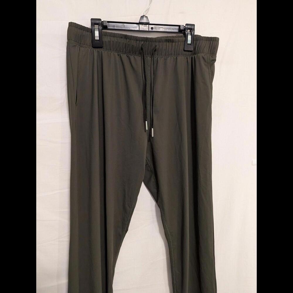 Zyia Women's Green Drawstring Nylon/Spandex Activewear Running Pants Size Medium - Picture 2 of 8